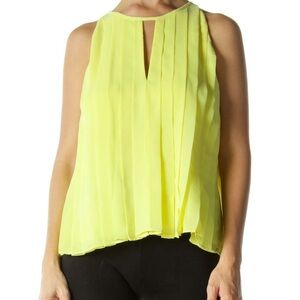 J Crew Yellow Keyhole Pleated Blouse feminine Flowey ultra lightweight‎ sz xs